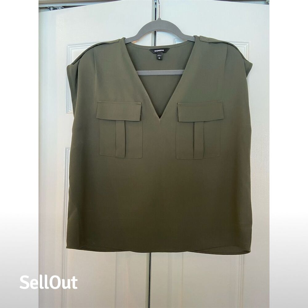 Express Women's Sleeveless Olive Green Blouse Size M Casual V-Neck Top
